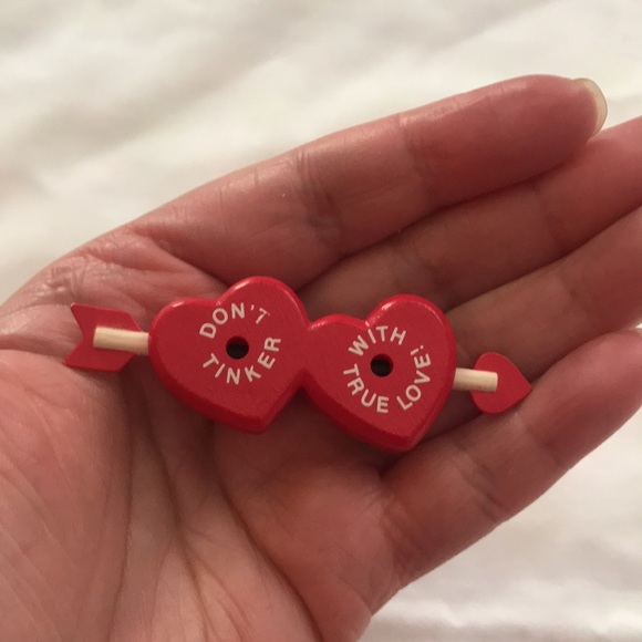 ⚡️FINAL PRICE⚡️ Vintage Heart Love Brooch - Picture 9 of 11